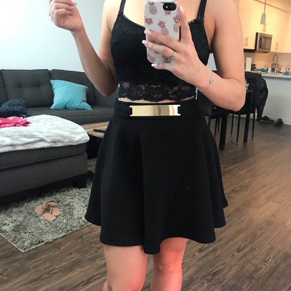 Forever 21 Peplum Skirt w/ Gold belt